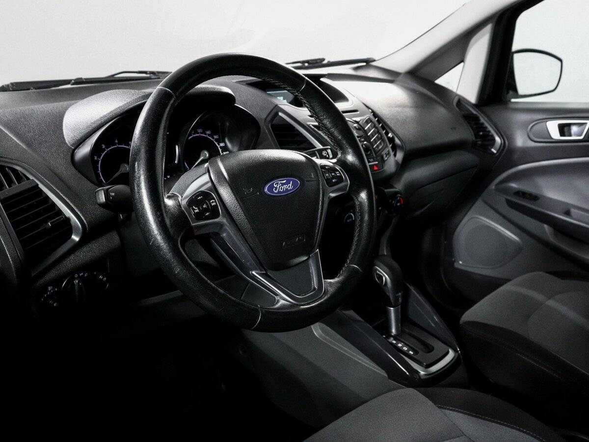 Ford EcoSport с пробегом — 2015 год. Фото: #10