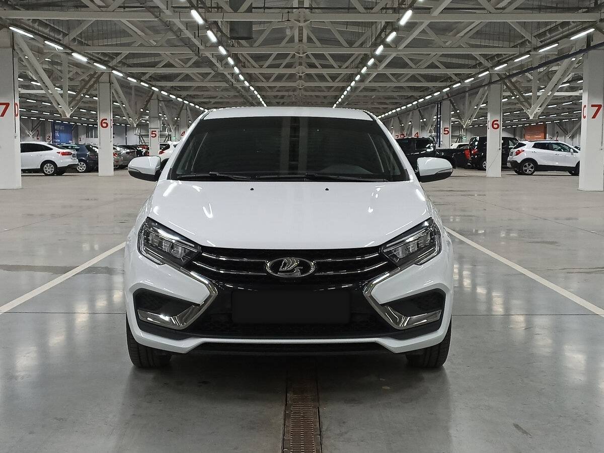 Lada (ВАЗ) Vesta с пробегом — 2023 год. Фото: #1