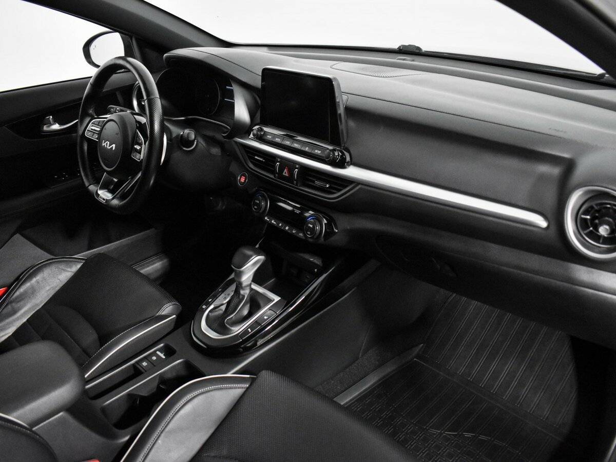 Kia Cerato с пробегом — 2022 год. Фото: #14