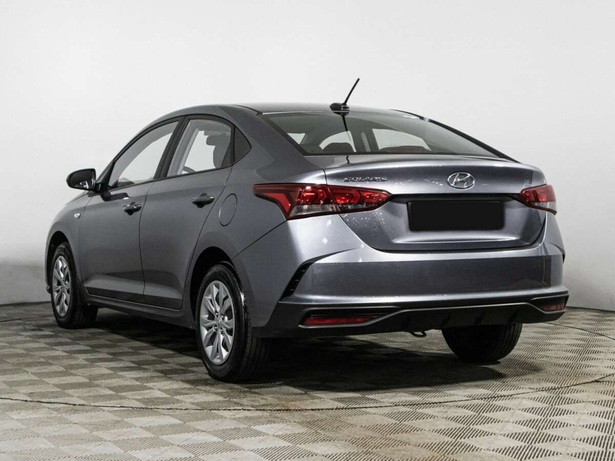Hyundai Solaris с пробегом — 2021 год. Фото: #6