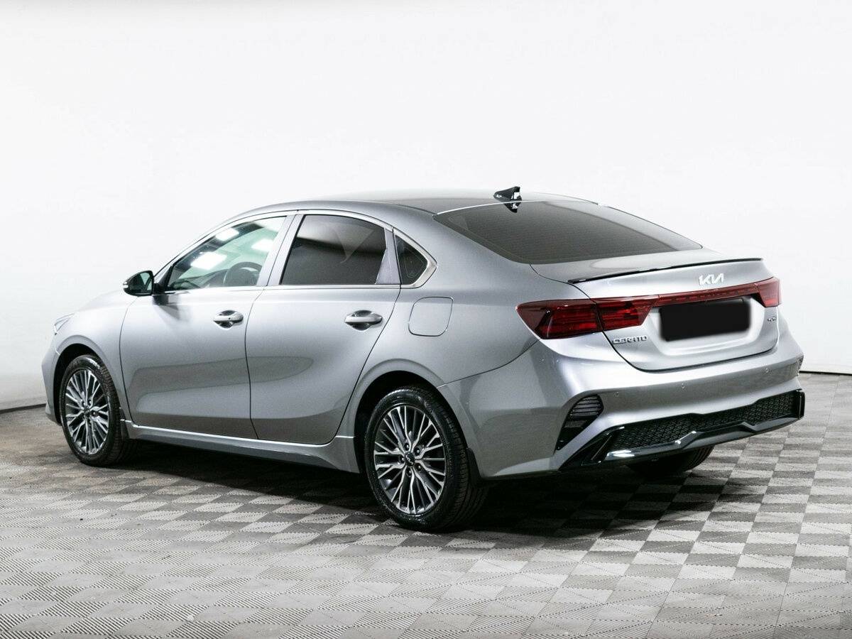 Kia Cerato с пробегом — 2021 год. Фото: #5