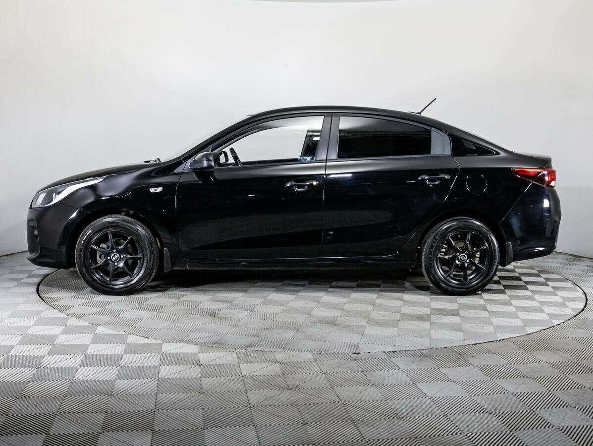 Kia Rio с пробегом — 2017 год. Фото: #7