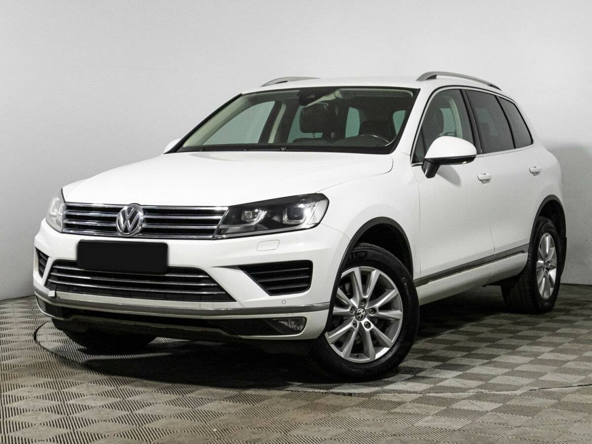 Volkswagen Touareg с пробегом — 2016 год. Фото: #0