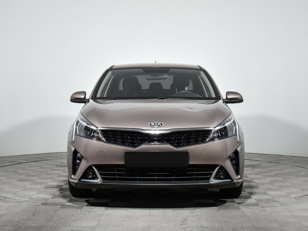 Kia Rio с пробегом — 2020 год. Фото: #1