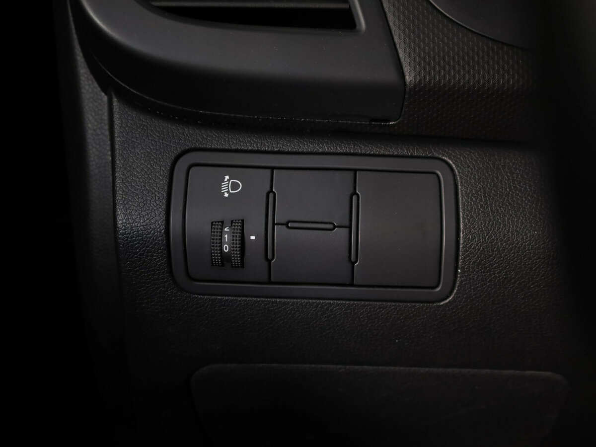 Hyundai Solaris с пробегом — 2016 год. Фото: #13