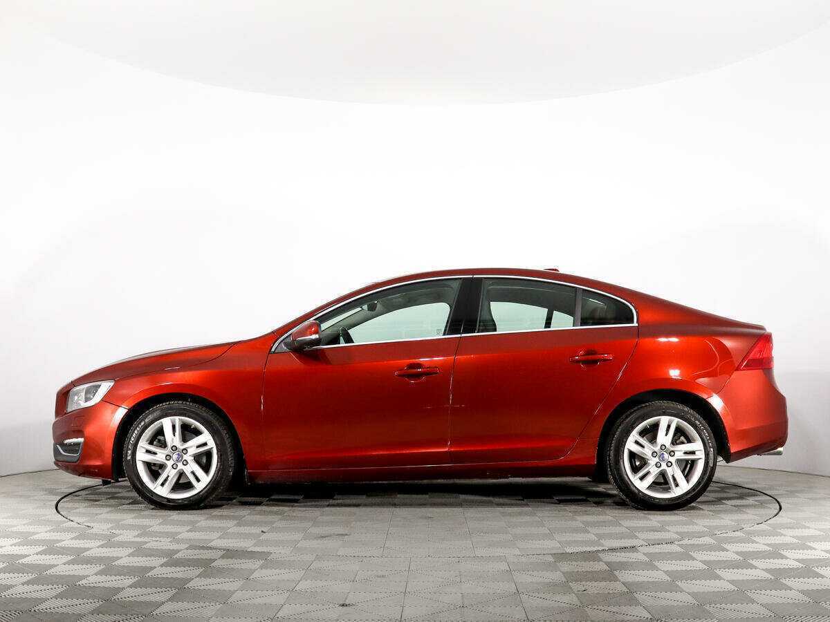 Volvo S60 с пробегом — 2014 год. Фото: #7