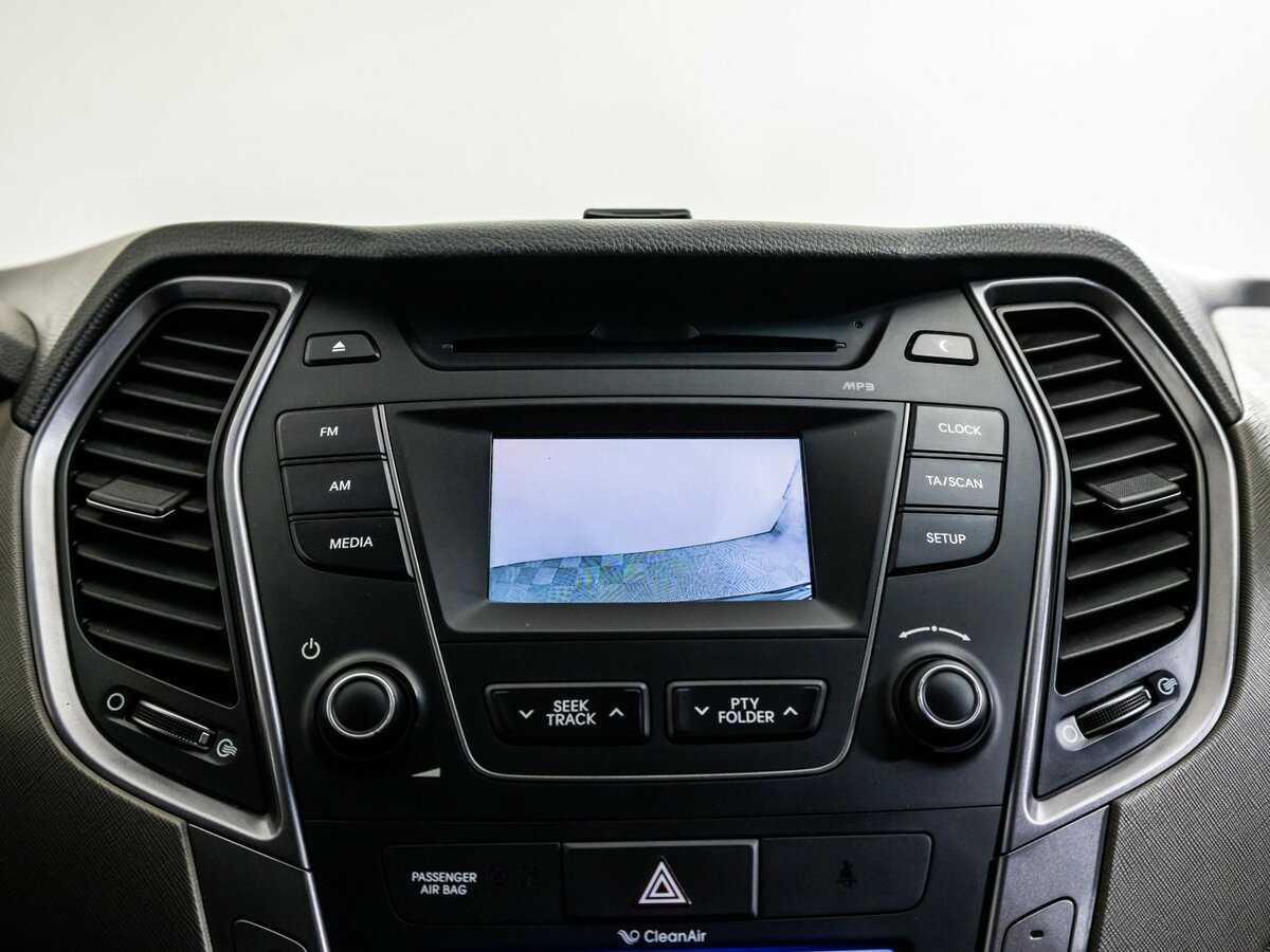Hyundai Santa Fe с пробегом — 2013 год. Фото: #13