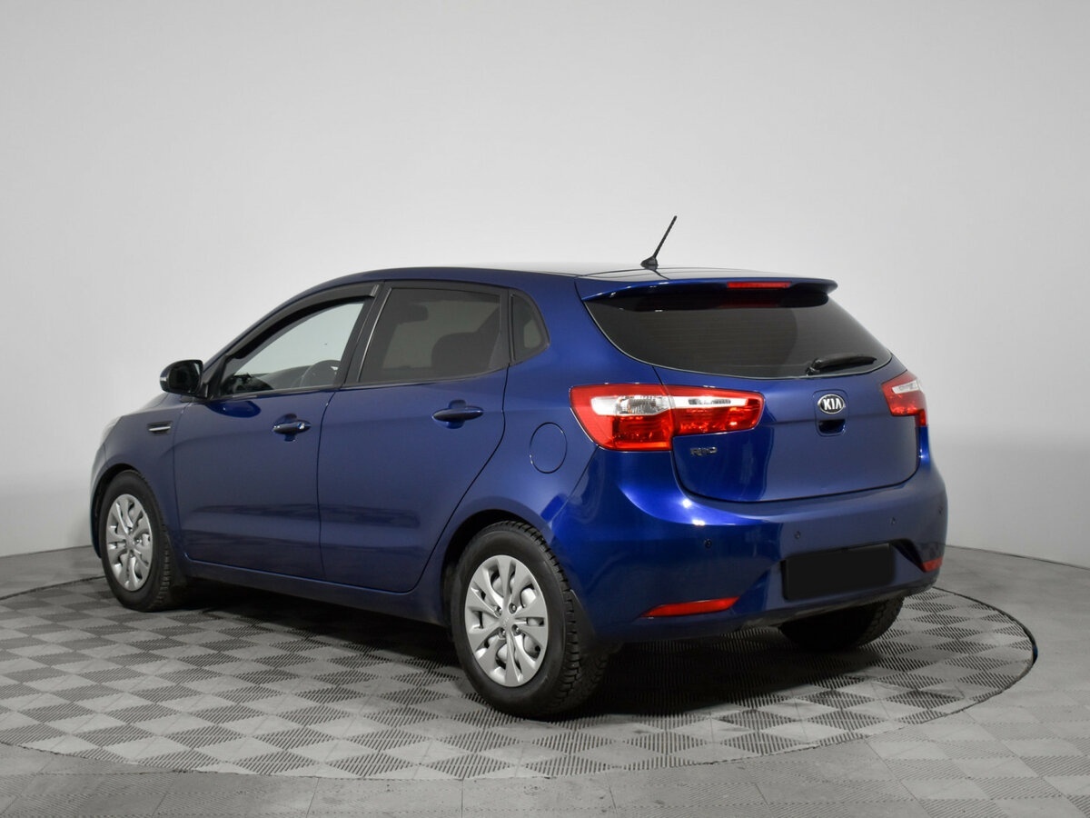 Kia Rio с пробегом — 2014 год. Фото: #6