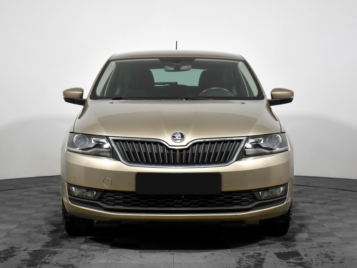 Skoda Rapid с пробегом — 2019 год. Фото: #1
