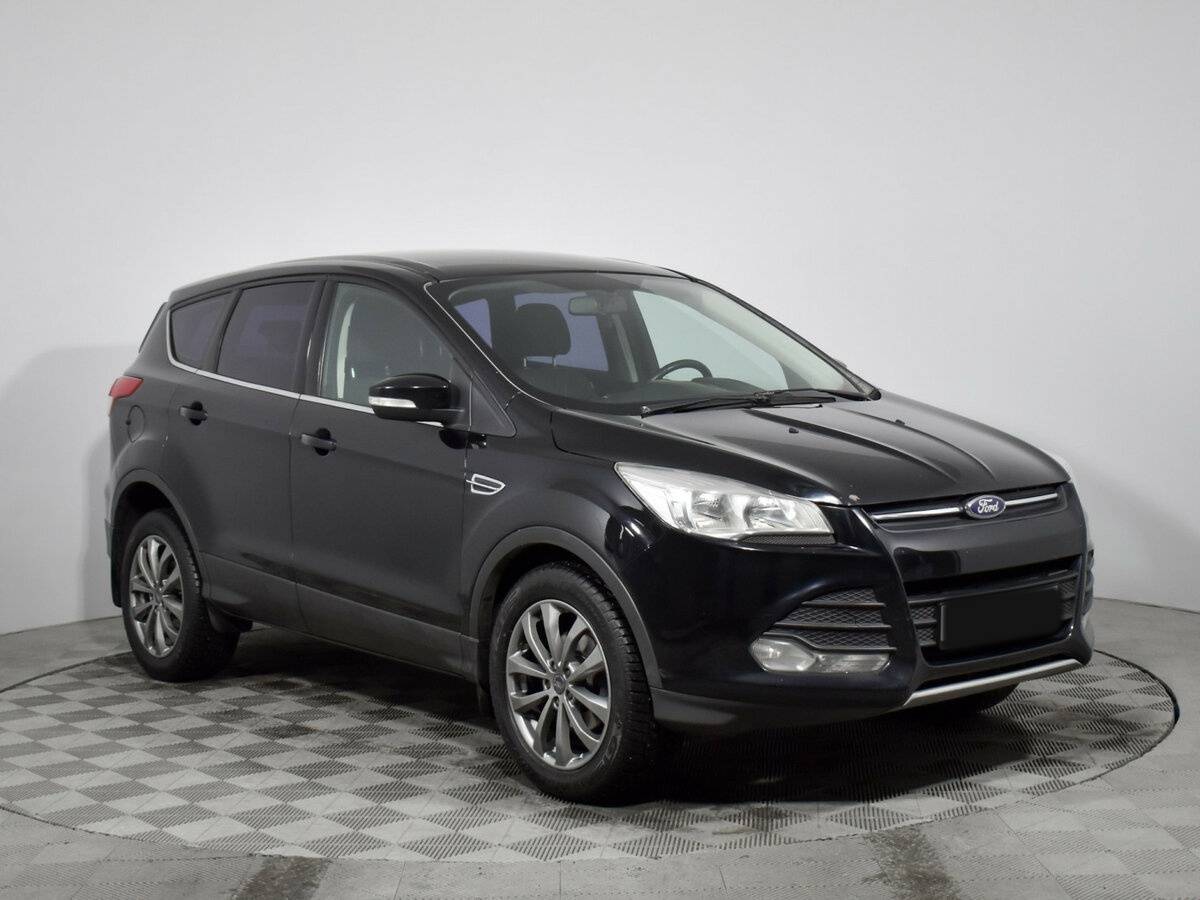 Ford Kuga с пробегом — 2014 год. Фото: #2