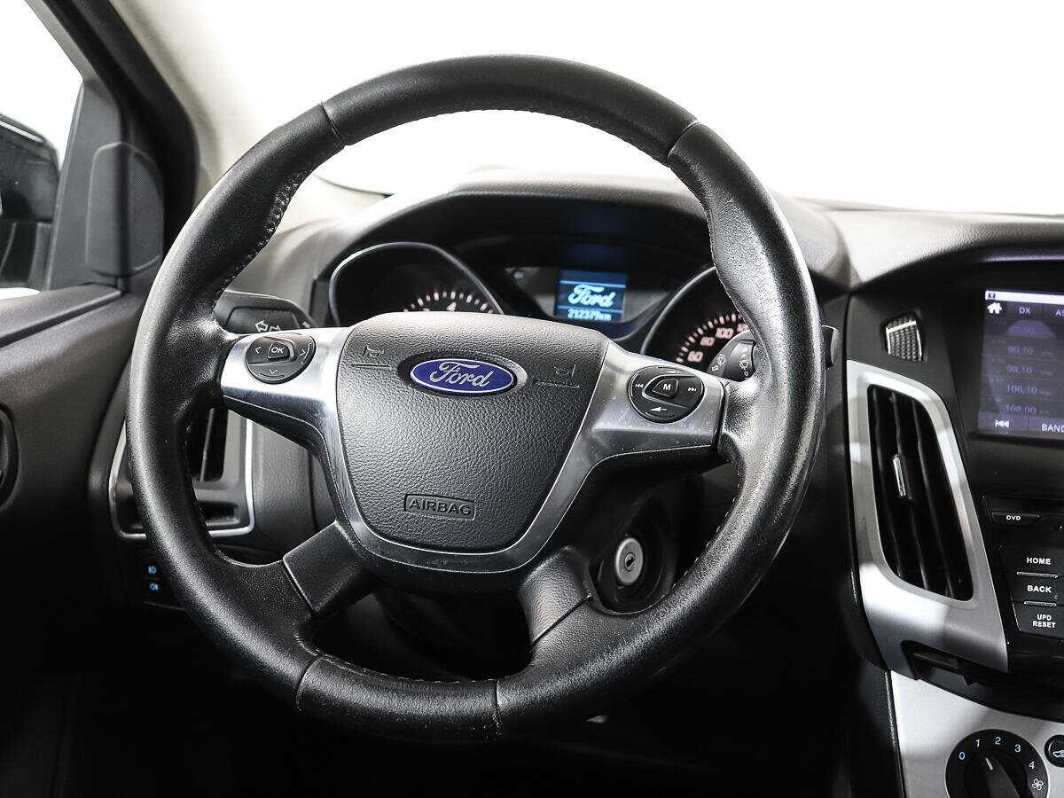 Ford Focus с пробегом — 2013 год. Фото: #14