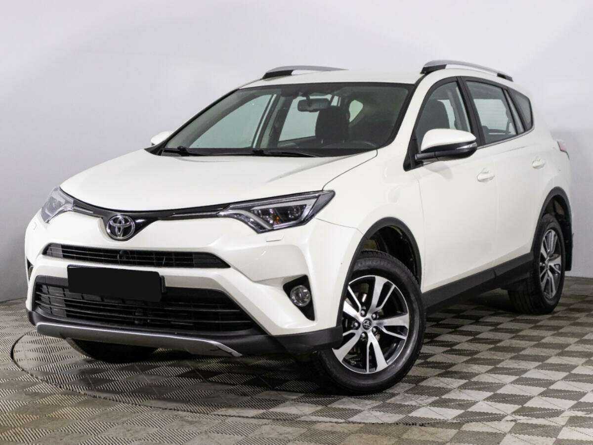Toyota RAV4 с пробегом — 2017 год. Фото: #0