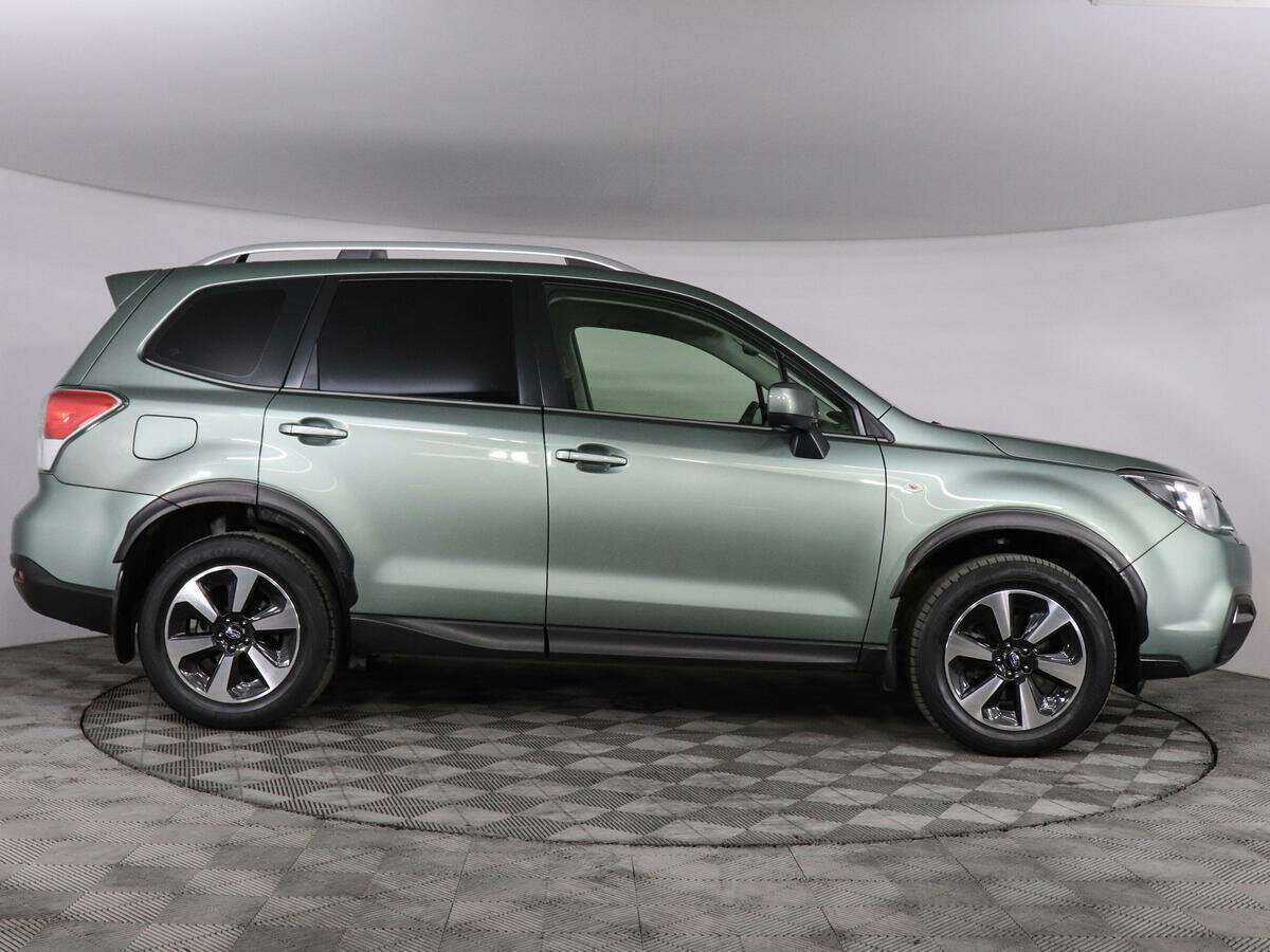 Subaru Forester с пробегом — 2017 год. Фото: #2