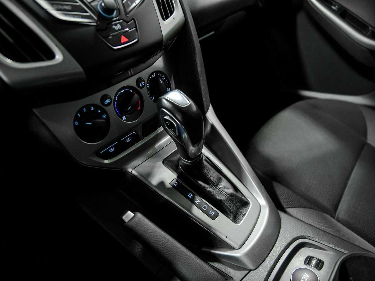 Ford Focus с пробегом — 2012 год. Фото: #10