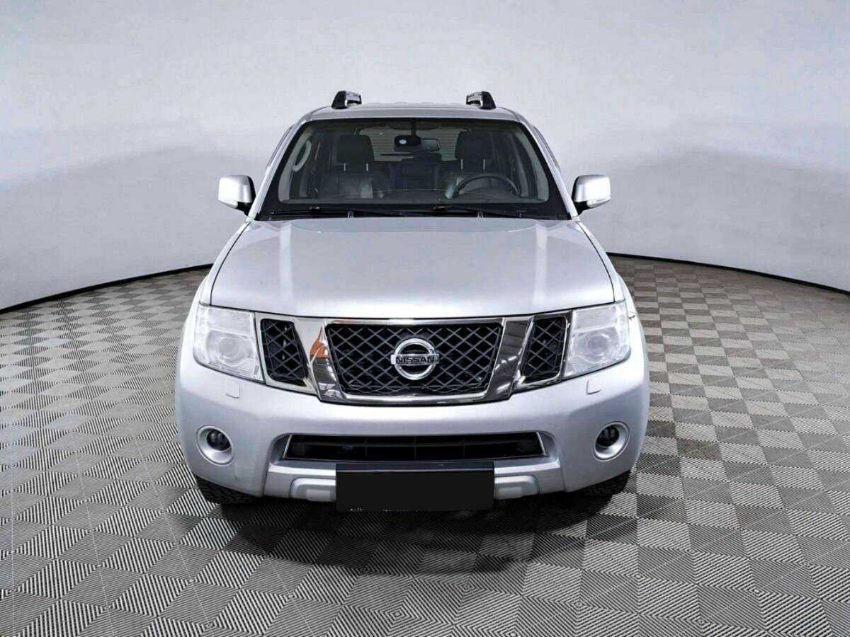 Nissan Pathfinder с пробегом — 2012 год. Фото: #1