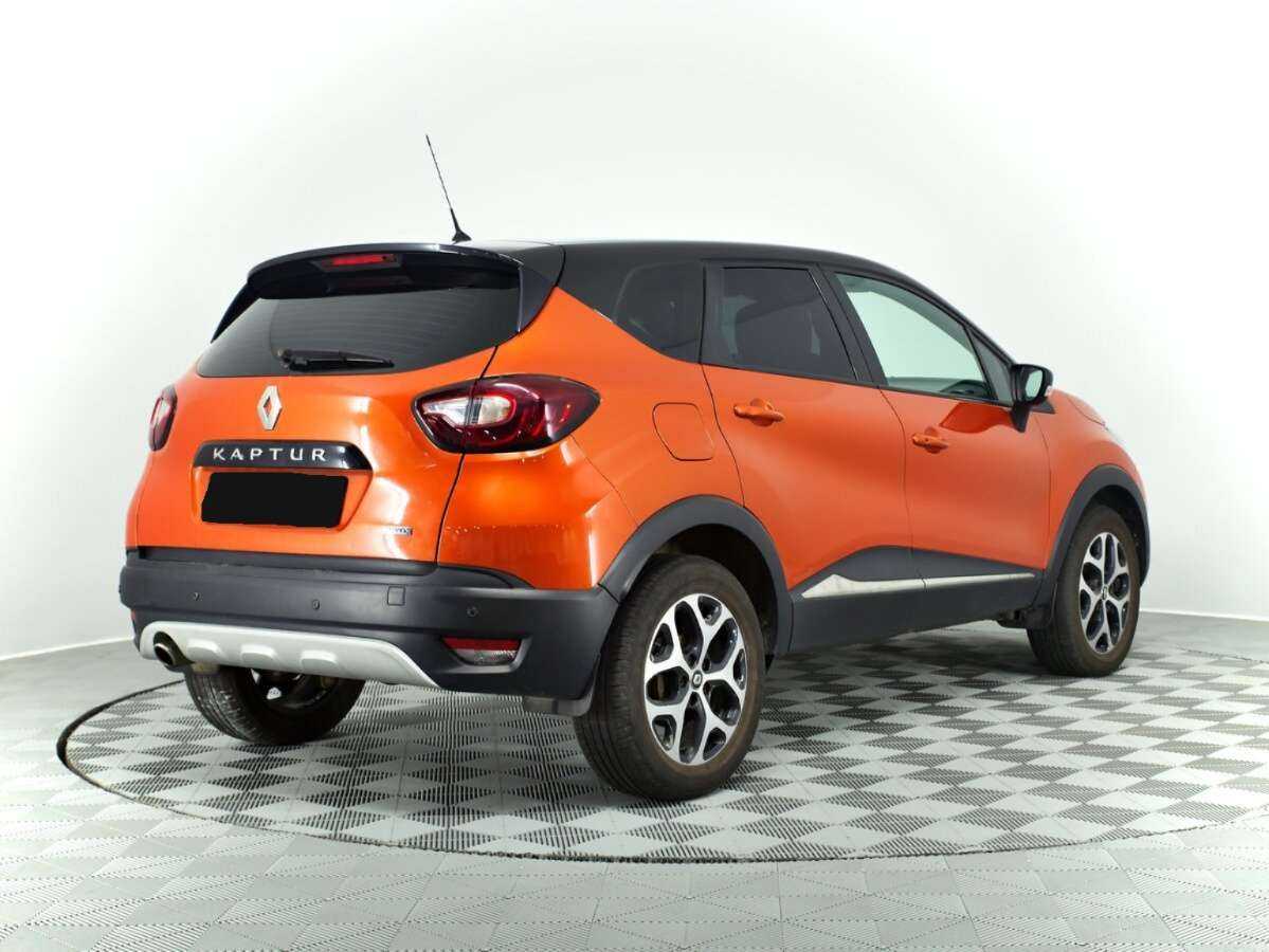 Renault Kaptur с пробегом — 2016 год. Фото: #4