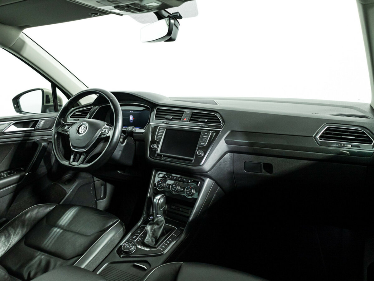 Volkswagen Tiguan с пробегом — 2017 год. Фото: #7