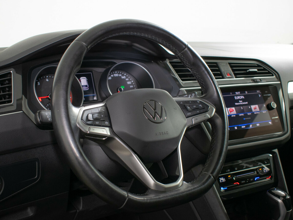 Volkswagen Tiguan с пробегом — 2021 год. Фото: #12