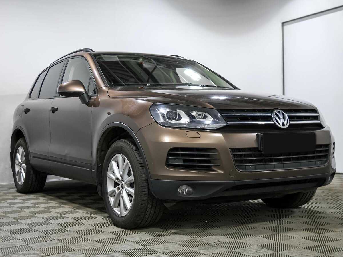 Volkswagen Touareg с пробегом — 2013 год. Фото: #2