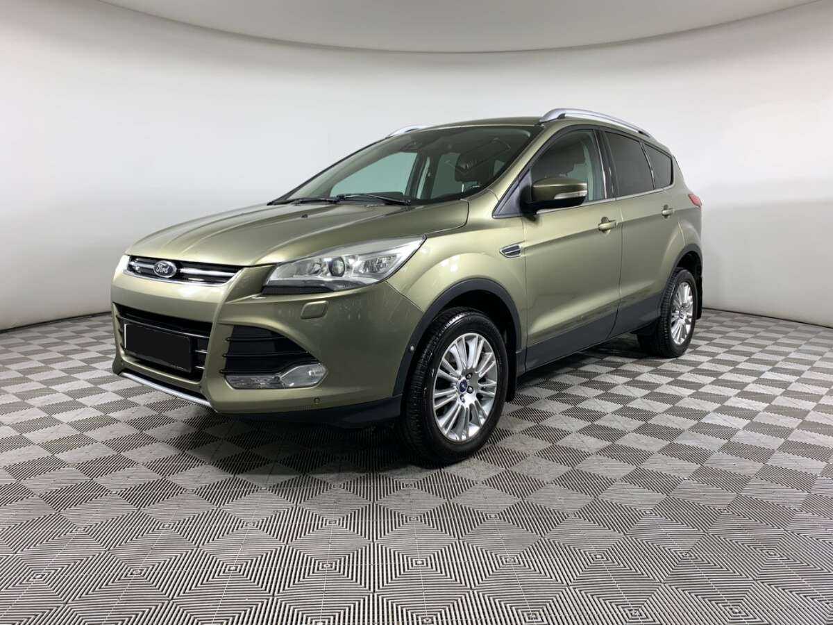 Ford Kuga с пробегом — 2014 год. Фото: #0
