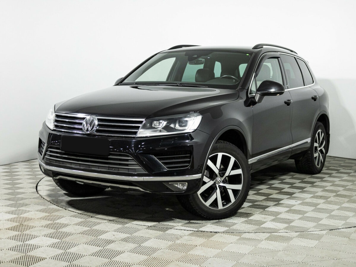 Volkswagen Touareg с пробегом — 2017 год. Посмотреть фото