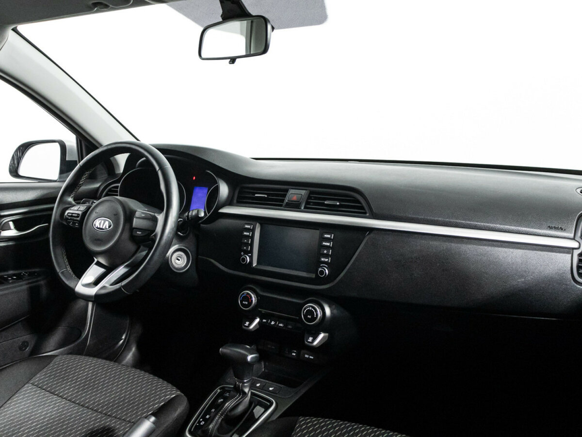 Kia Rio с пробегом — 2019 год. Фото: #8