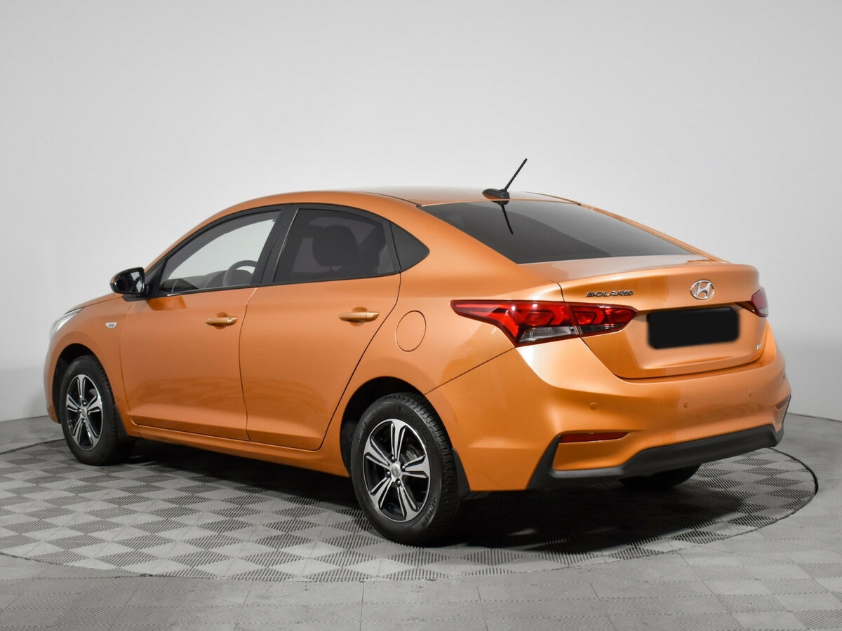 Hyundai Solaris с пробегом — 2017 год. Фото: #6