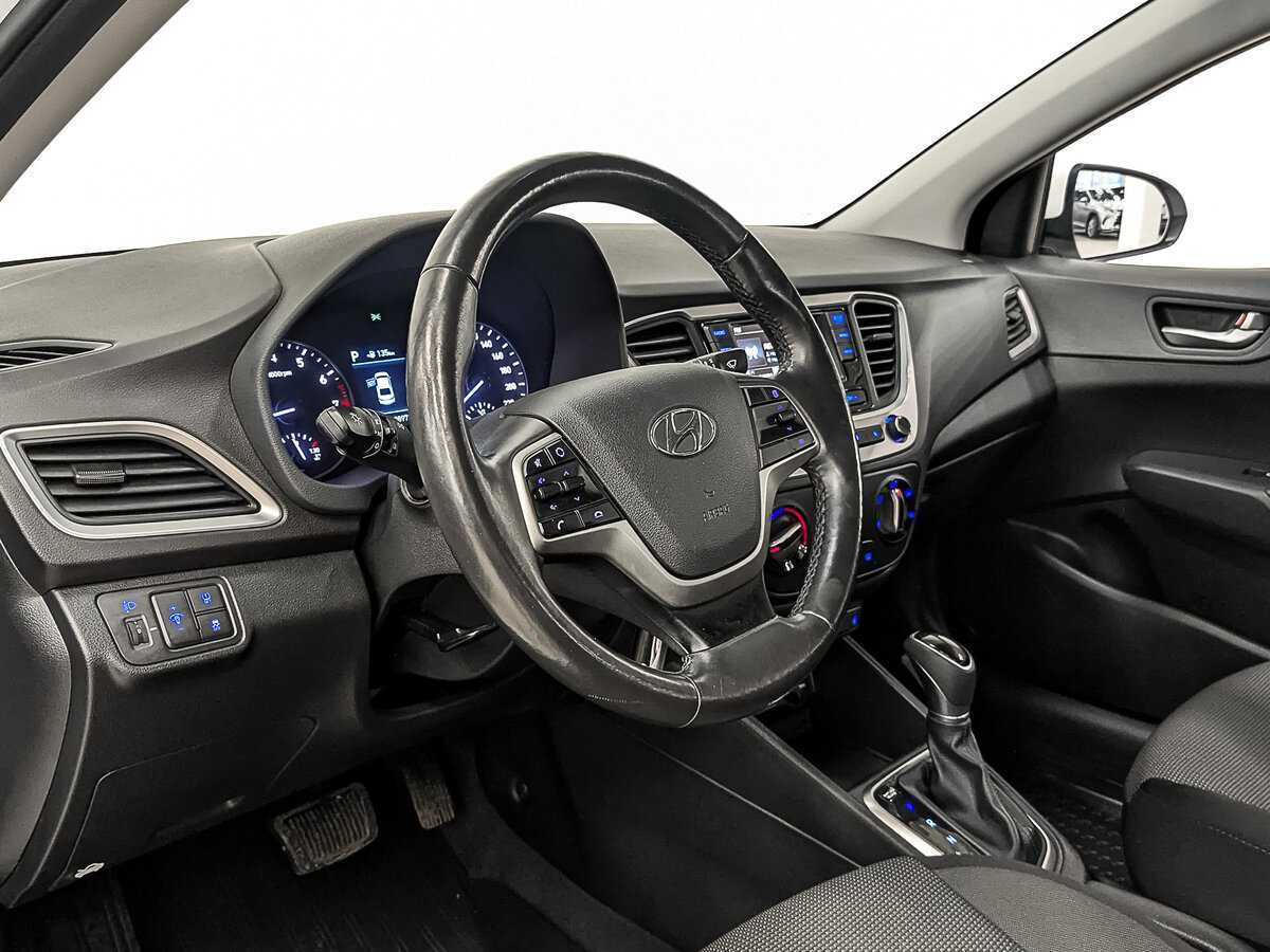 Hyundai Solaris с пробегом — 2017 год. Фото: #14