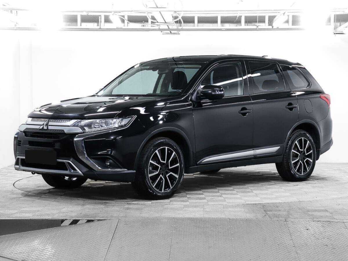 Mitsubishi Outlander с пробегом — 2018 год. Фото: #0