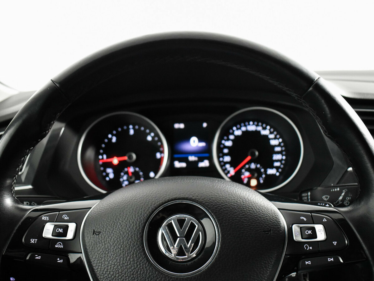 Volkswagen Tiguan с пробегом — 2018 год. Фото: #14