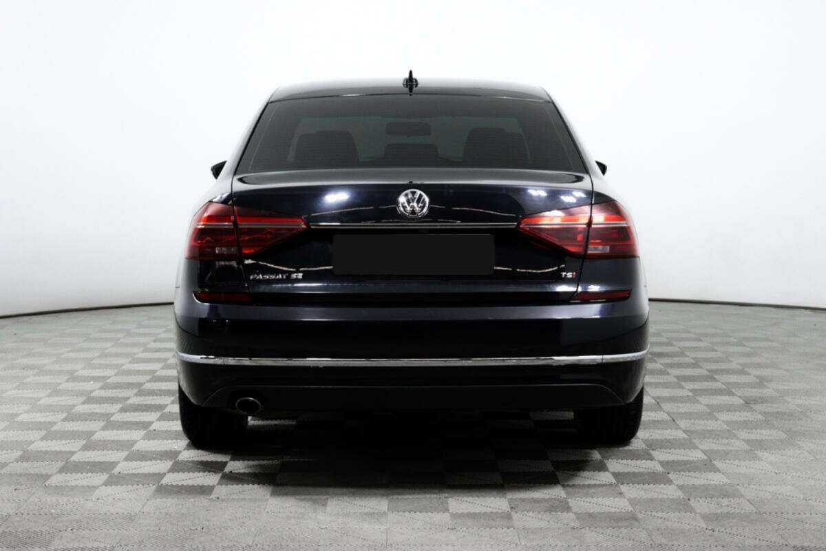 Volkswagen Passat с пробегом — 2017 год. Фото: #5