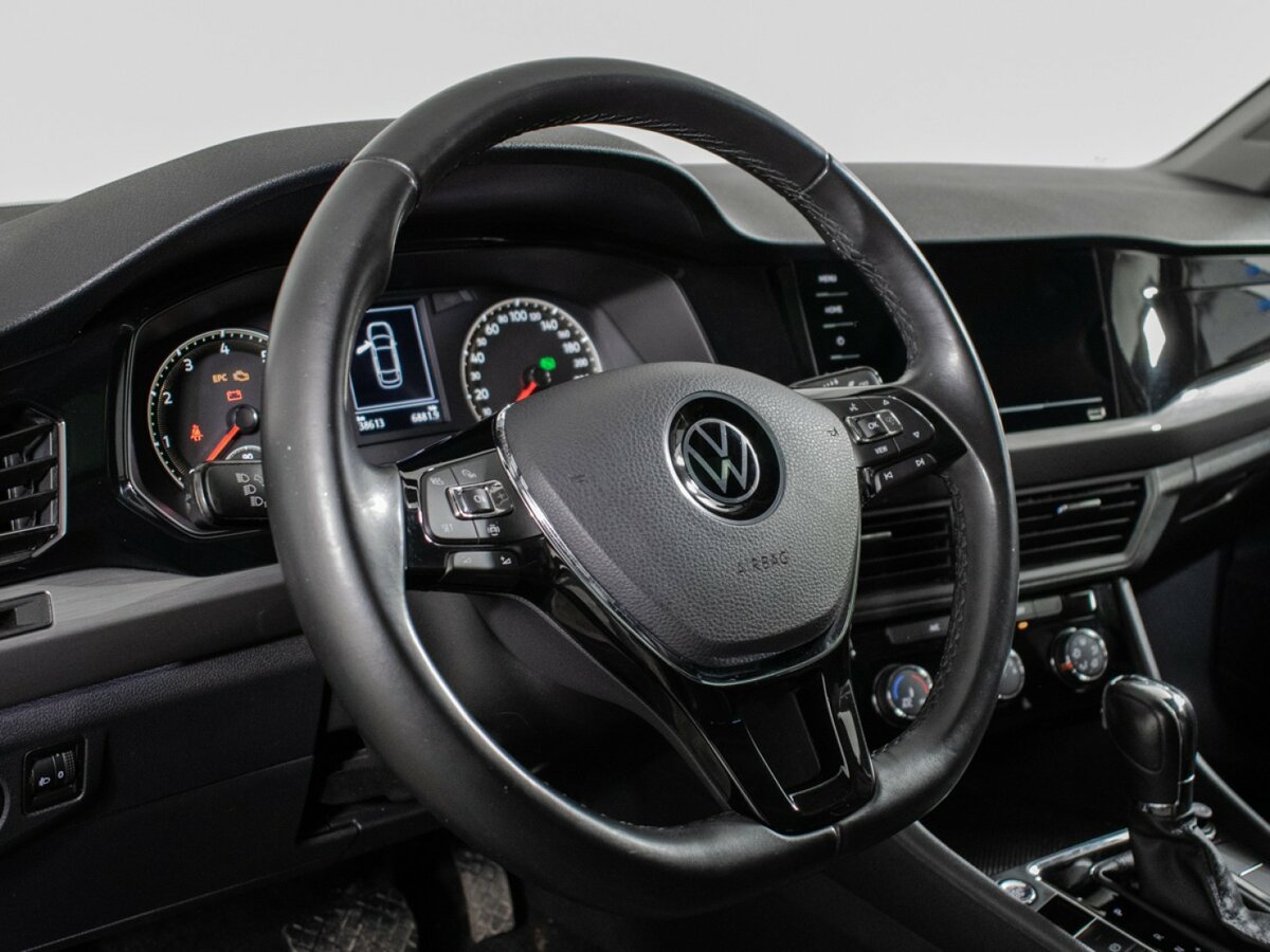 Volkswagen Bora с пробегом — 2021 год. Фото: #9