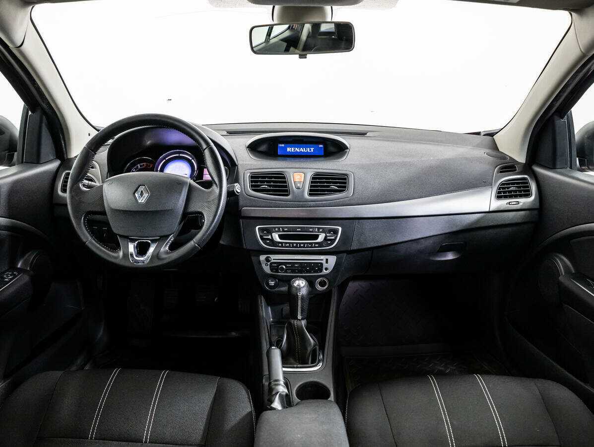Renault Megane с пробегом — 2014 год. Фото: #10