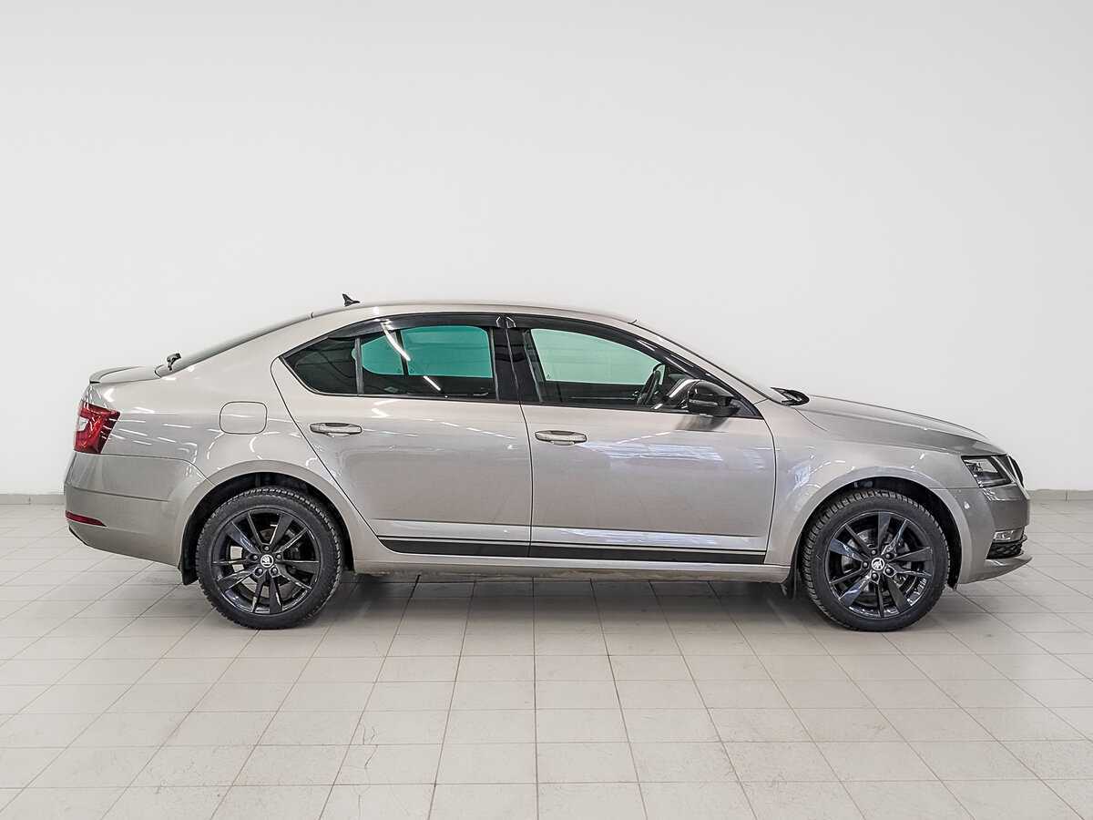 Skoda Octavia с пробегом — 2019 год. Фото: #3