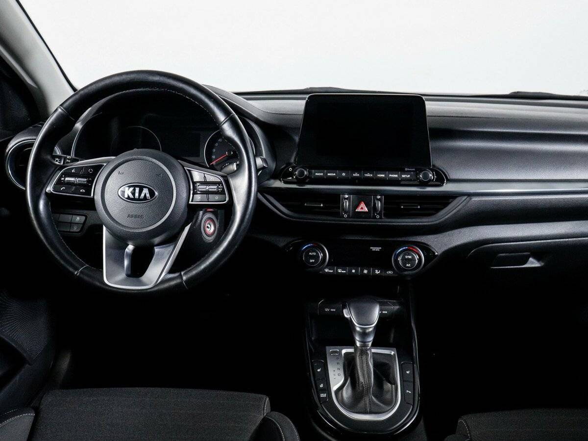 Kia Cerato с пробегом — 2019 год. Фото: #11