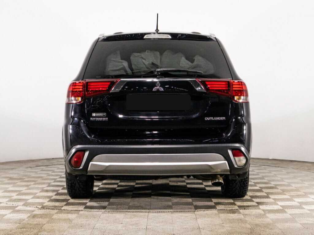 Mitsubishi Outlander с пробегом — 2016 год. Фото: #5