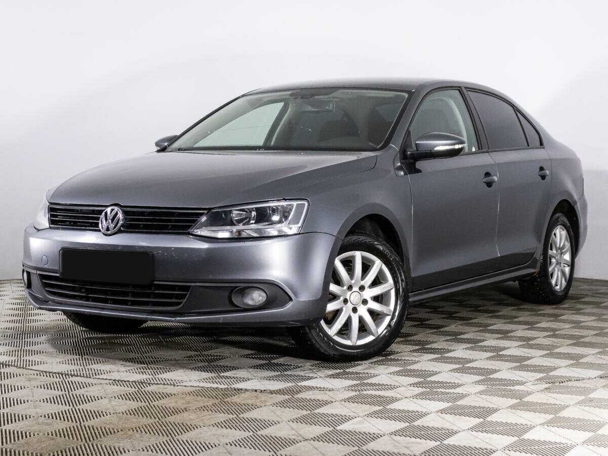 Volkswagen Jetta с пробегом — 2012 год. Фото: #0