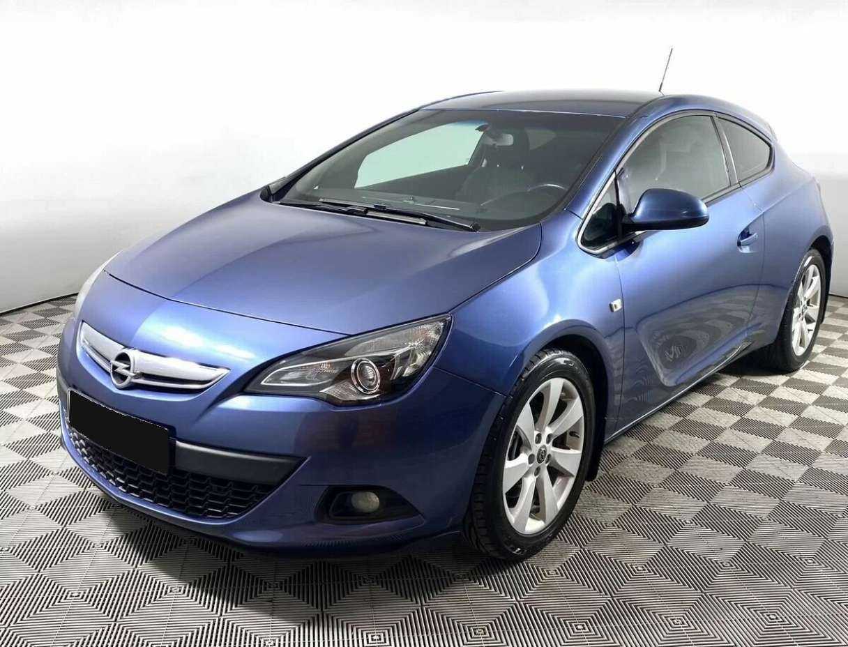 Opel Astra с пробегом — 2013 год. Фото: #0