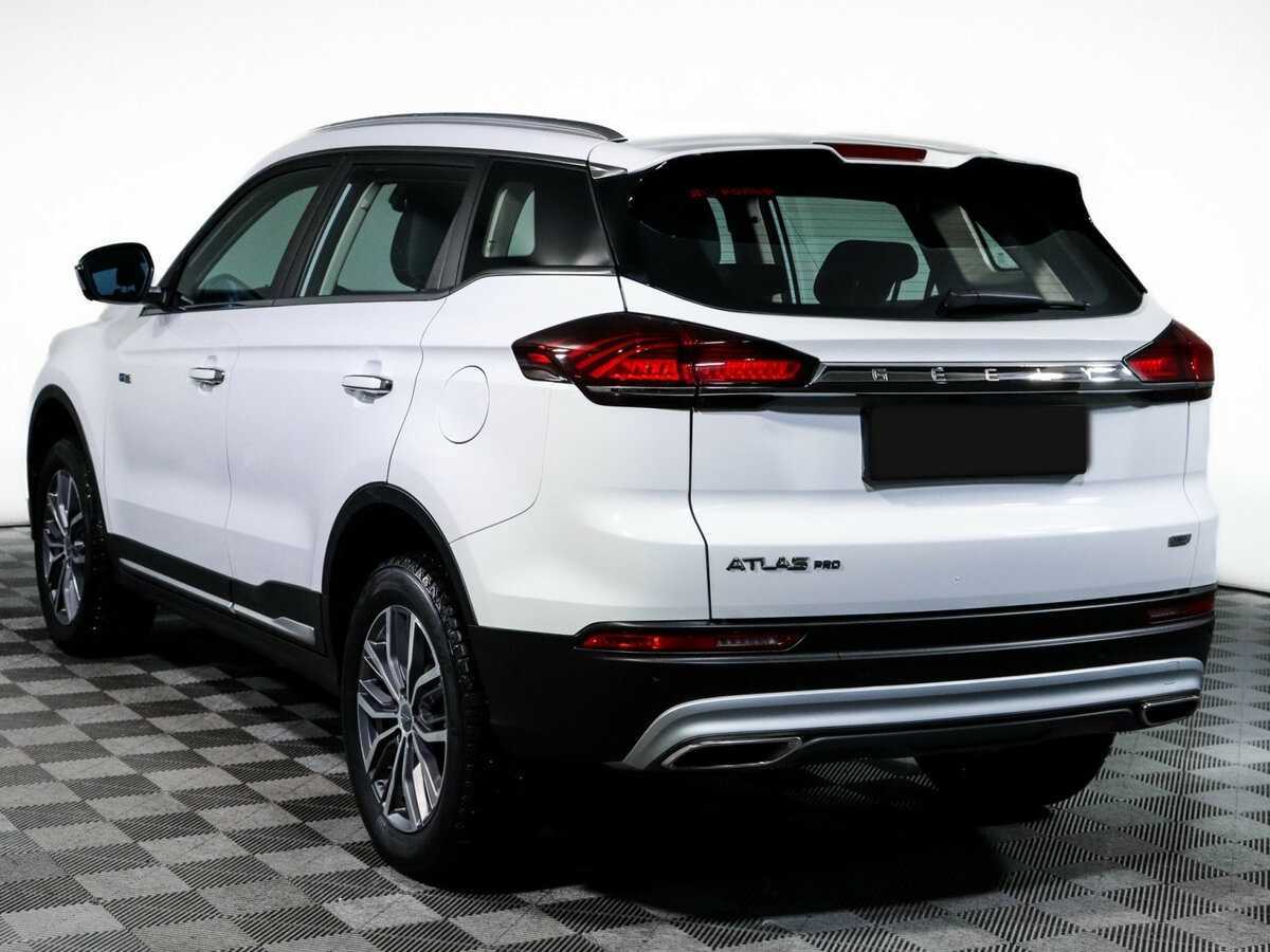 Geely Atlas Pro с пробегом — 2023 год. Фото: #6