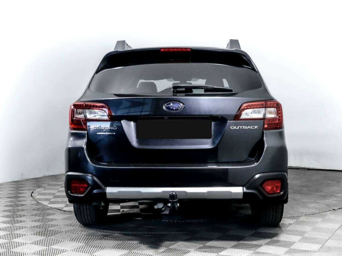 Subaru Outback с пробегом — 2017 год. Фото: #4