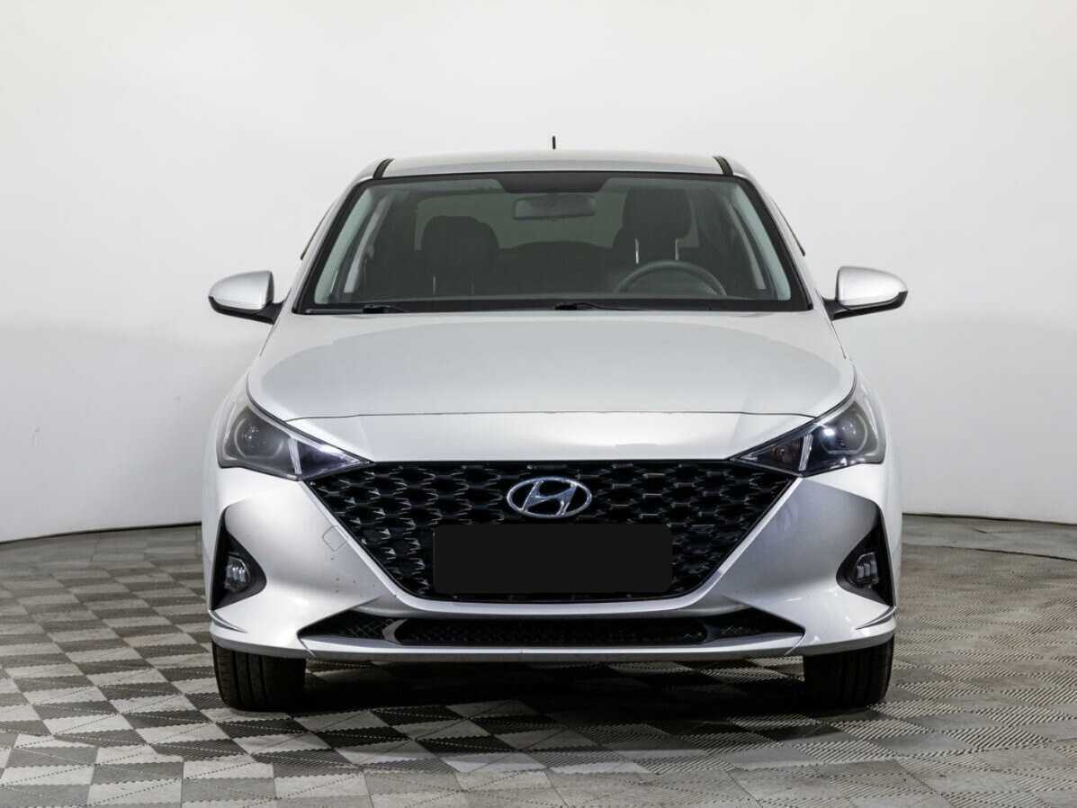 Hyundai Solaris с пробегом — 2022 год. Фото: #1