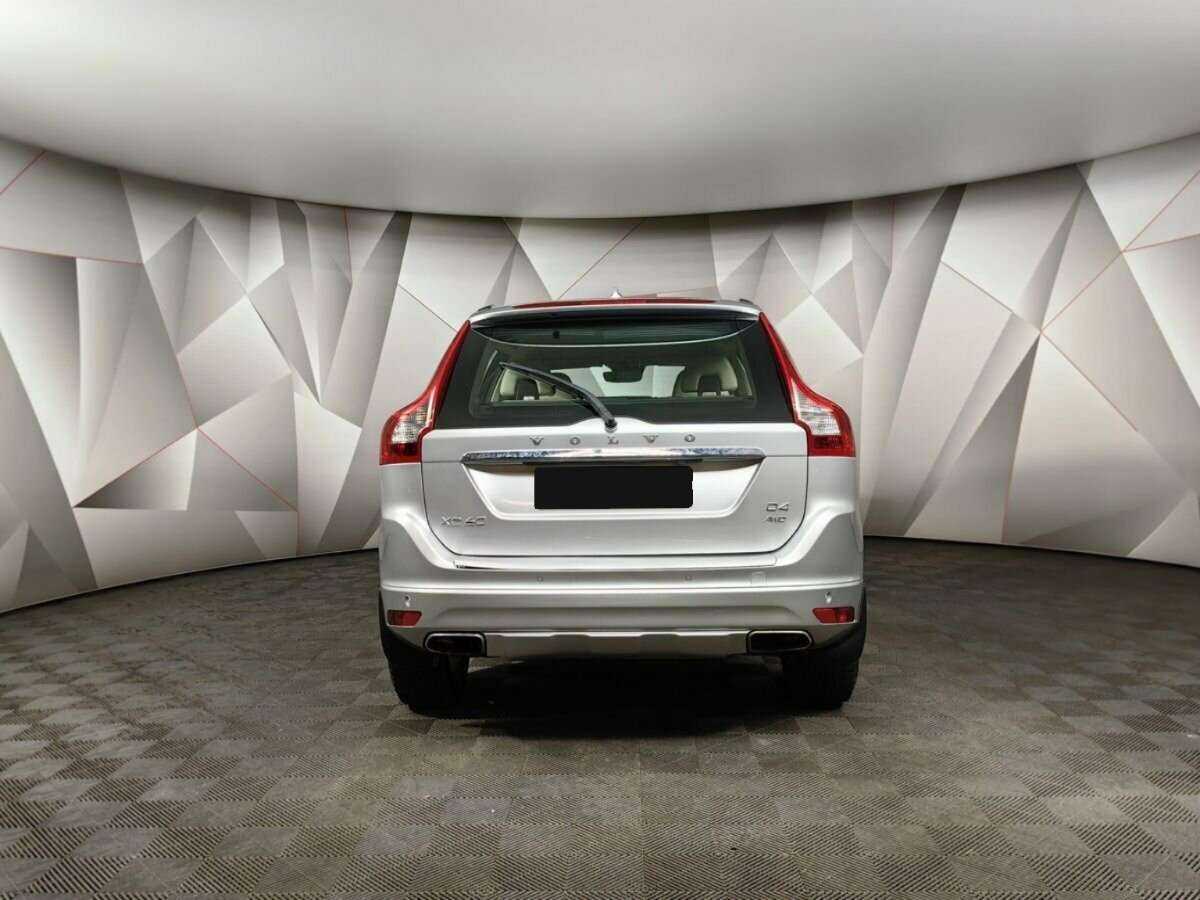 Volvo XC60 с пробегом — 2014 год. Фото: #7