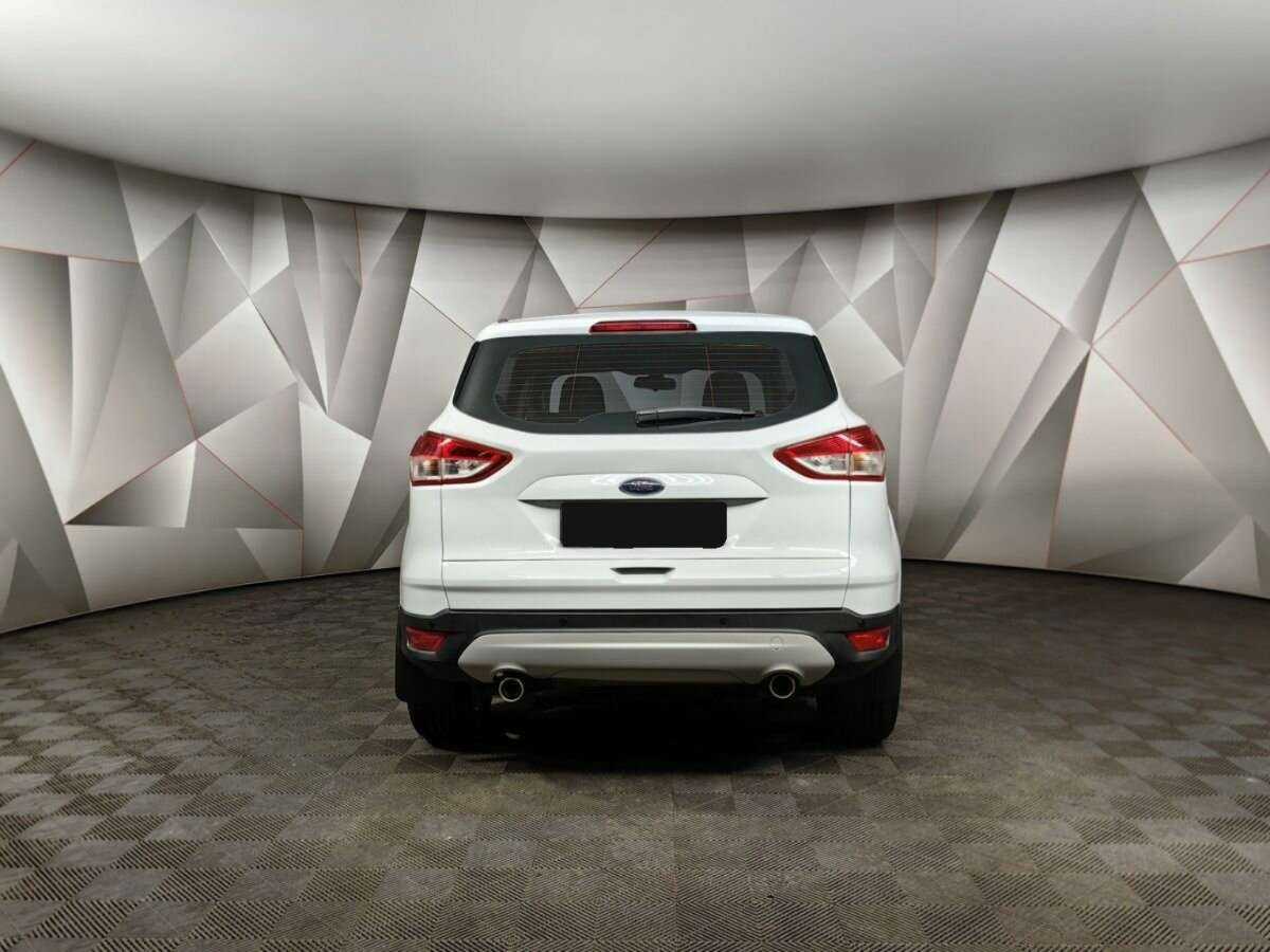 Ford Kuga с пробегом — 2015 год. Фото: #6