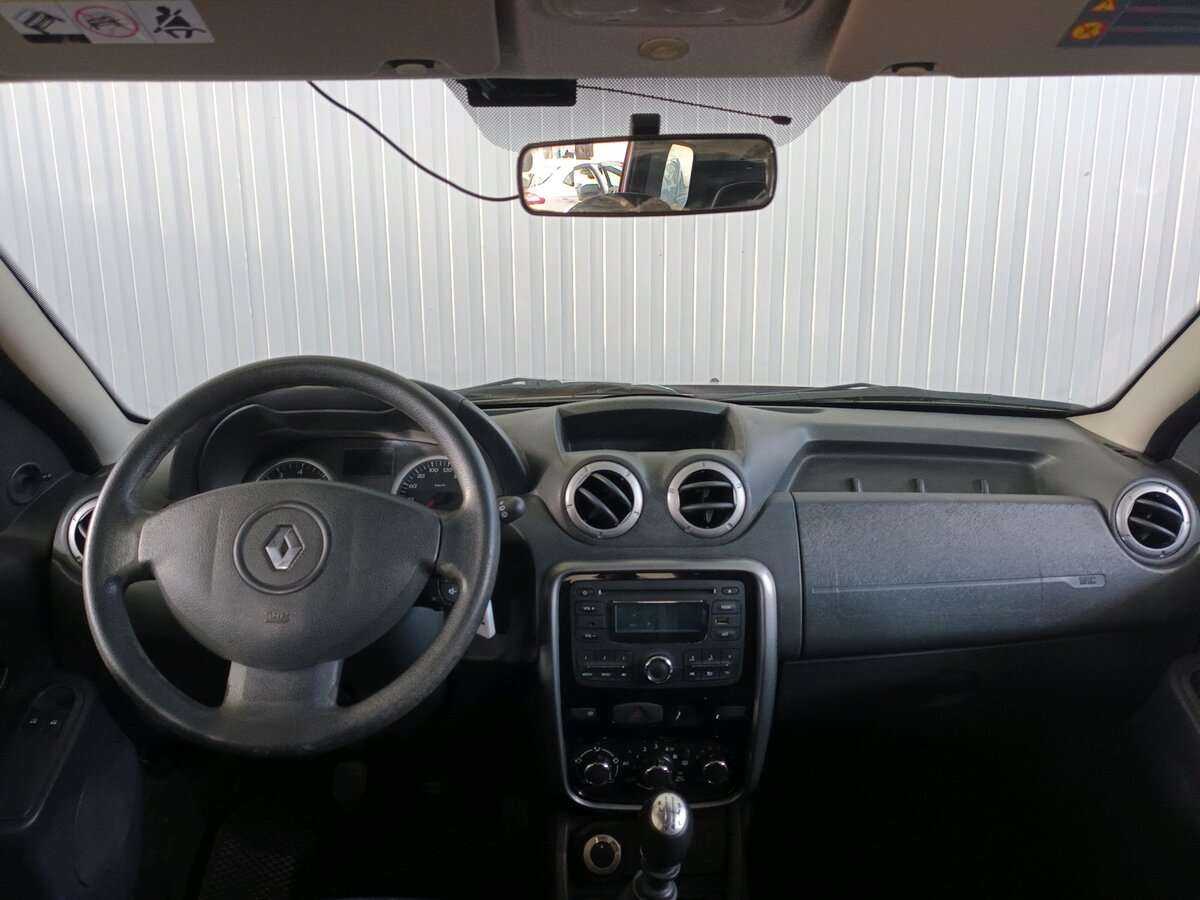 Renault Duster с пробегом — 2012 год. Фото: #8