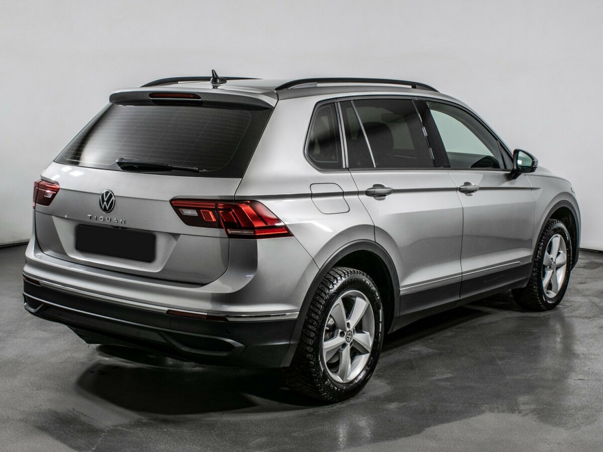 Volkswagen Tiguan с пробегом — 2021 год. Фото: #4