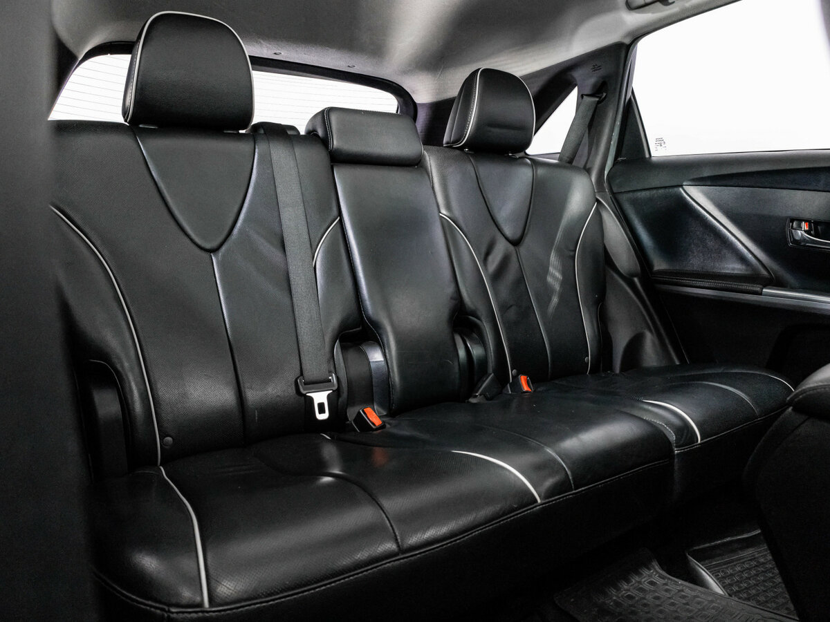 Toyota Venza с пробегом — 2013 год. Фото: #19