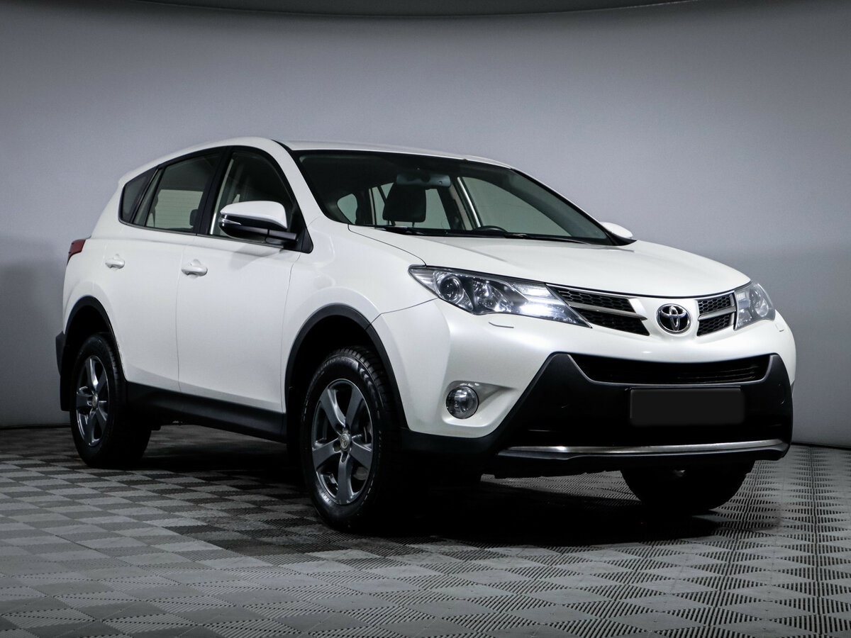 Toyota RAV4 с пробегом — 2013 год. Фото: #2