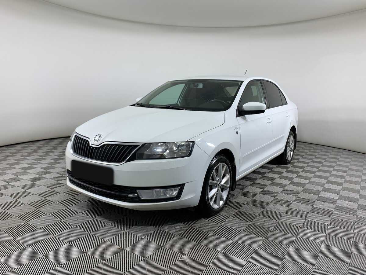 Skoda Rapid с пробегом — 2015 год. Посмотреть фото