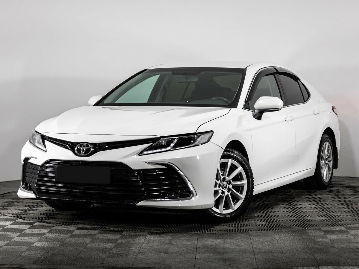 Toyota Camry с пробегом — 2021 год. Фото: #0