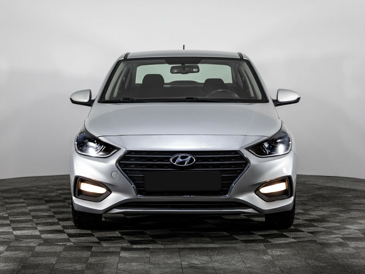 Hyundai Solaris с пробегом — 2018 год. Фото: #1